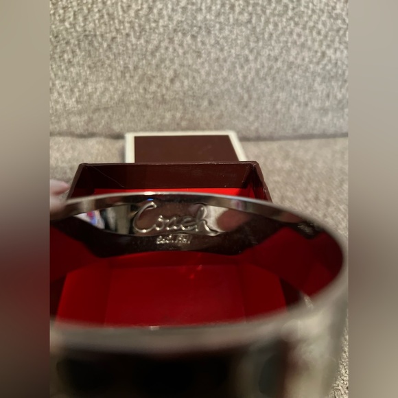 COACH Vintage cuff signature bracelet - Picture 4 of 6